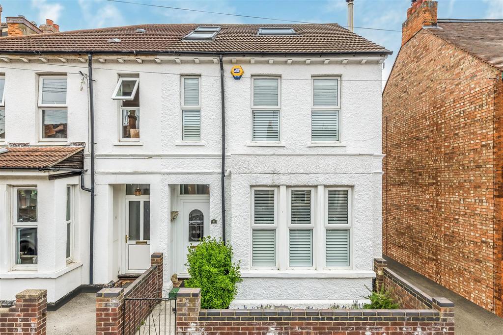 230419 - 8 Campbell Road, Bedford - 001.jpg