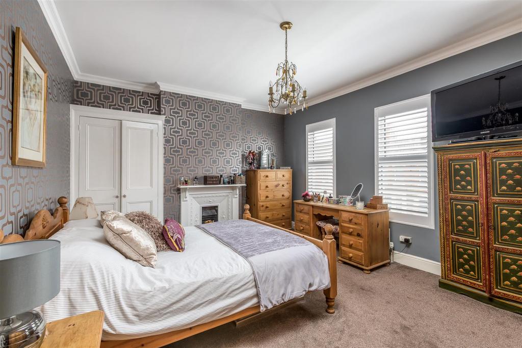 230419 - 8 Campbell Road, Bedford - 14.jpg