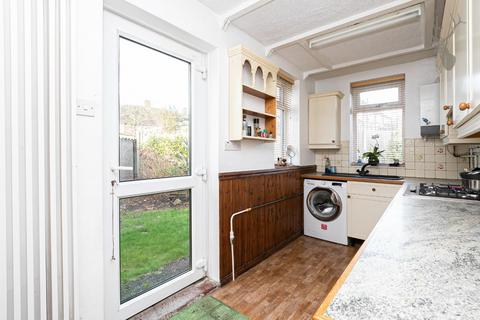 1 Bernwell Road, London, E4 6HX
