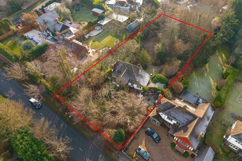 144 Banstead Road, Epsom, KT17 3HN