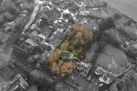 144 Banstead Road, Epsom, KT17 3HN