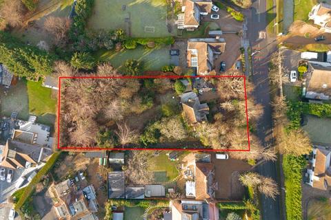 144 Banstead Road, Epsom, KT17 3HN