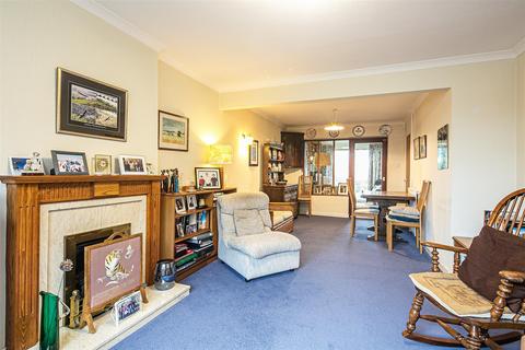 6 Old Hay Close, Sheffield, S17 3GQ