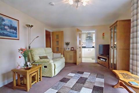 2 bedroom apartment for sale, Lock House, Keeper Close, Taunton, Somerset, TA1 1AX