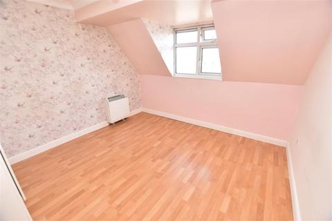 2 bedroom flat for sale - Venables Close, Canvey Island SS8