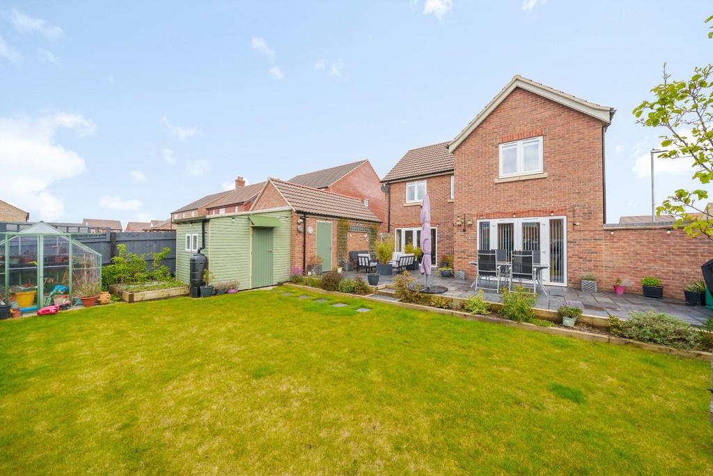 Chadwick Way, Coningsby, Lincoln 4 bed detached house £325,000