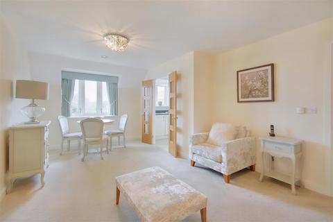 1 bedroom apartment for sale, Eleanor House, London Road, St. Albans . AL1 1NR