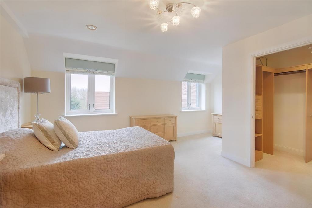 8549430-interior01.JPG
