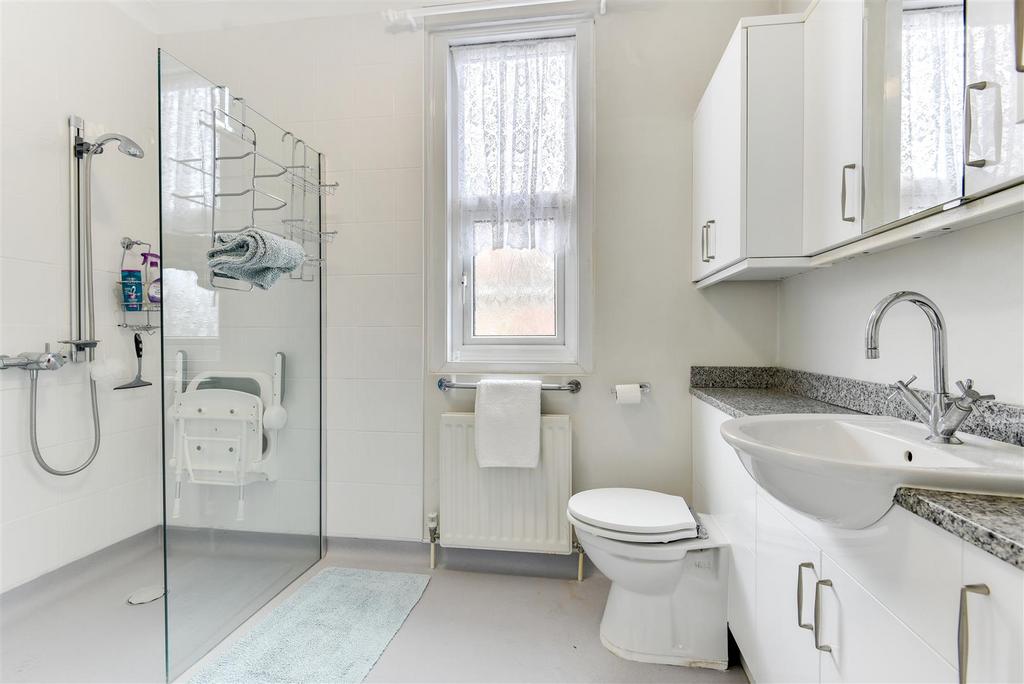 70 Grand Ave-24.jpg