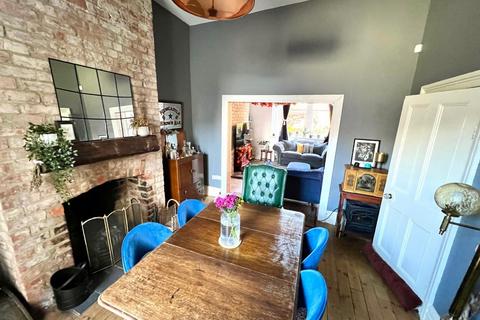 6 Beaconsfield Square, Hartlepool, TS24 0PA