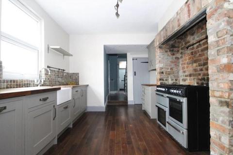 6 Beaconsfield Square, Hartlepool, TS24 0PA