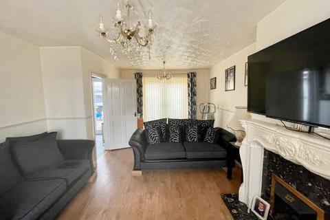 3 bedroom terraced house for sale, Ivanhoe Crescent, Owton Manor, Hartlepool