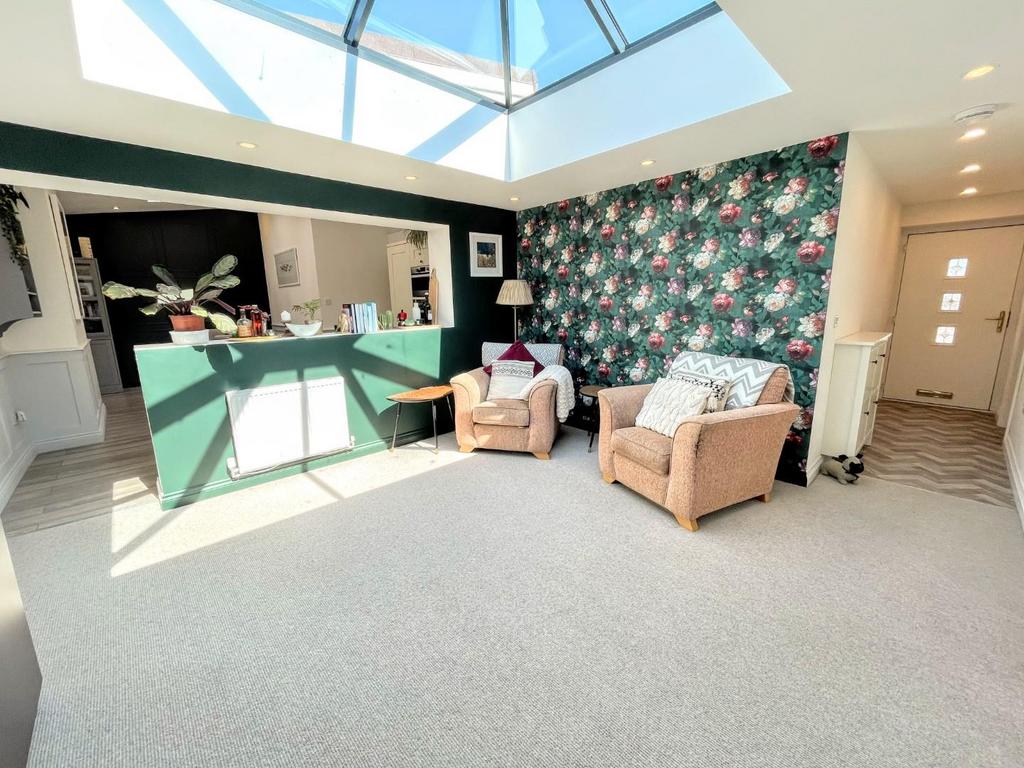 Reception/family room