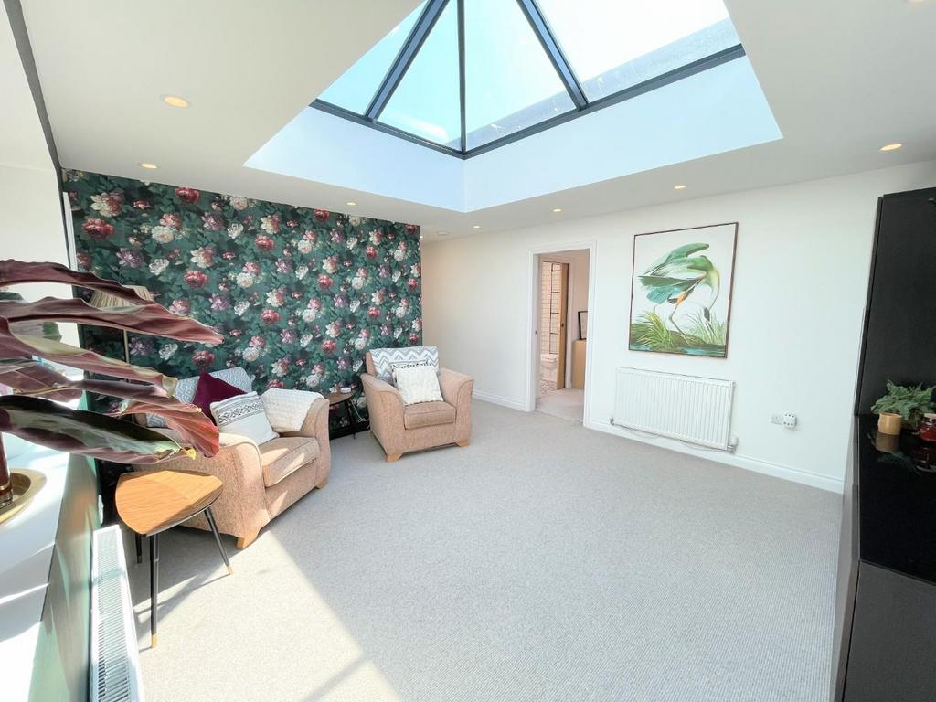 Reception/family room