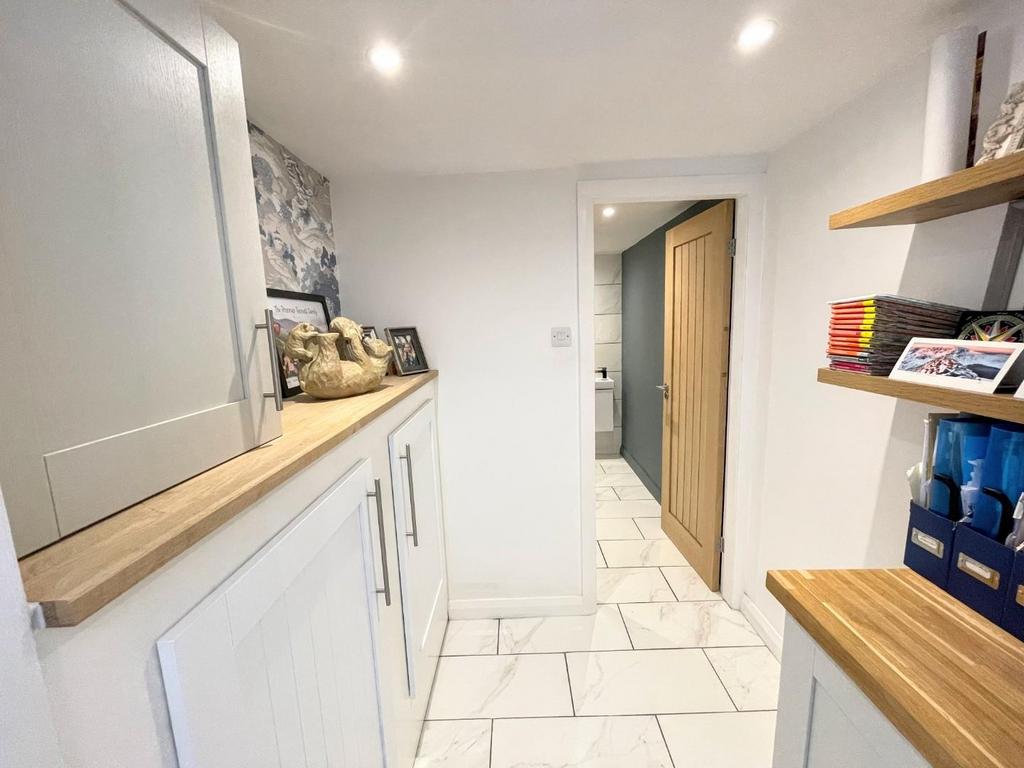 Utility room/w.c