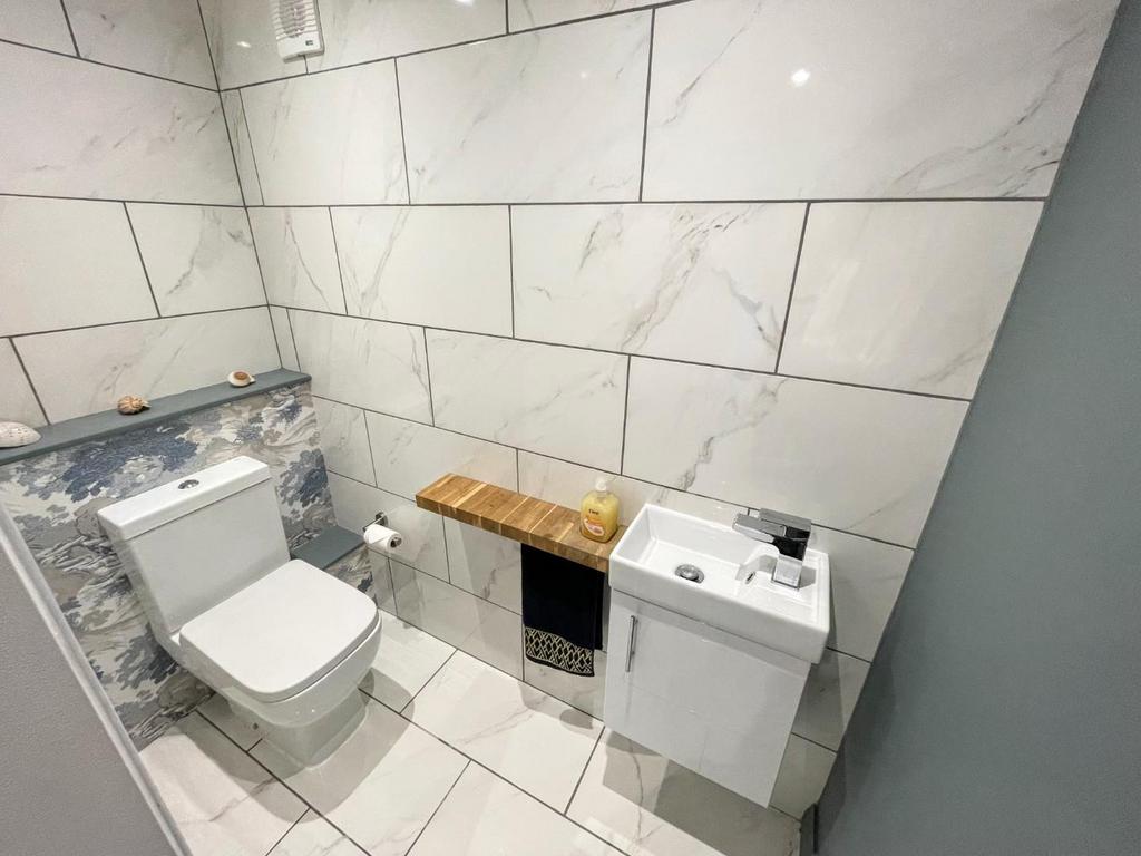 Utility room/w.c