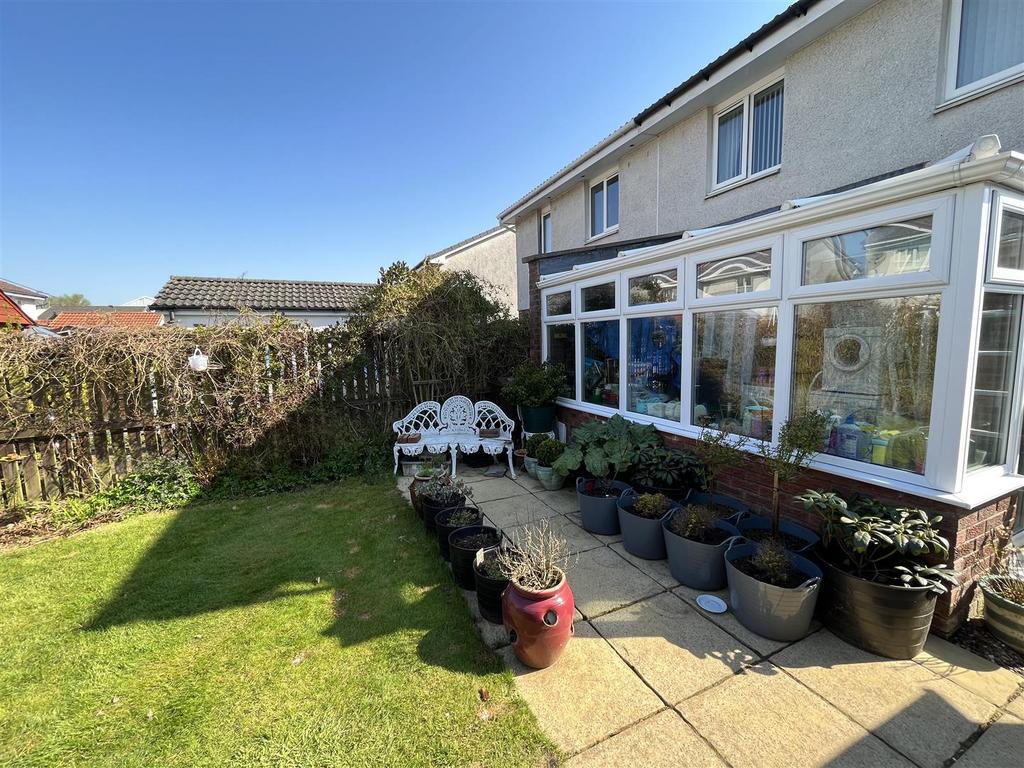 Lilac Grove, Wishaw 3 bed semidetached house for sale £164,995