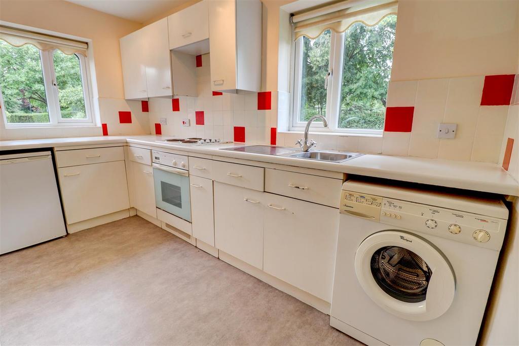 Paddock Lane, StratfordUponAvon 1 bed £750 pcm (£173 pw)