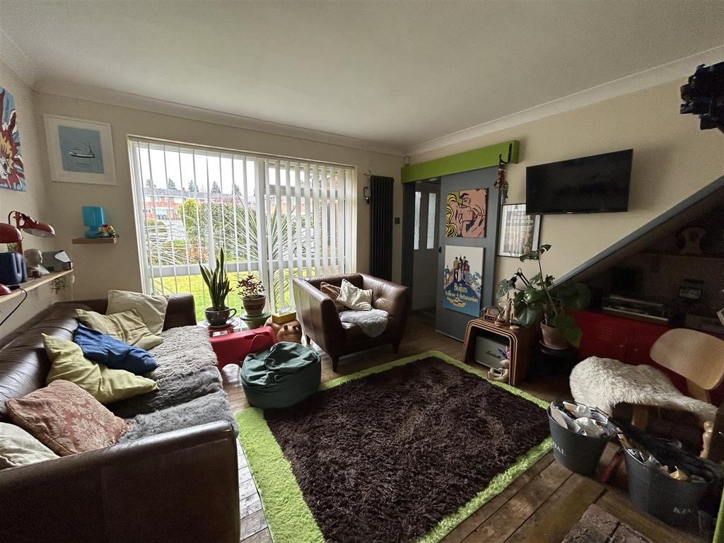 Chichester Drive, Quinton, Birmingham 2 bed end of terrace house for