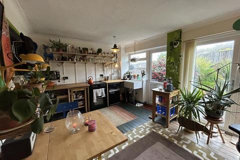 166 Chichester Drive, Quinton, Birmingham, B32 1BB