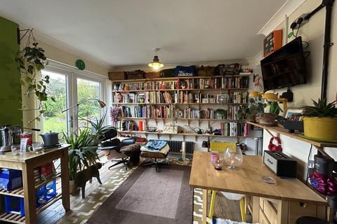 166 Chichester Drive, Quinton, Birmingham, B32 1BB
