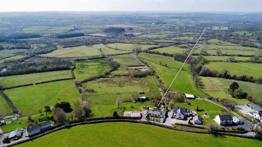 Begelly, Kilgetty 5 bed property with land for sale £579,950