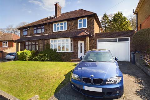 124 Littleheath Road, South Croydon, CR2 7SE
