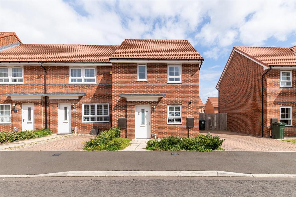 Elder Grove, Blakelaw, Newcastle Upon Tyne 3 bed semidetached house