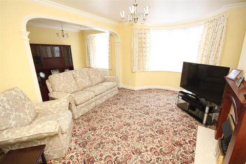 349 Southborough Lane, Bromley, BR2 8BG