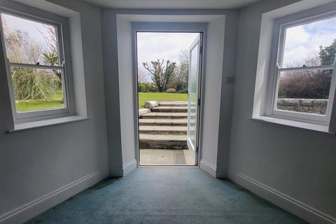2 bedroom flat for sale - Flat 5 Fern House Penally Nr Tenby Pembrokeshire
