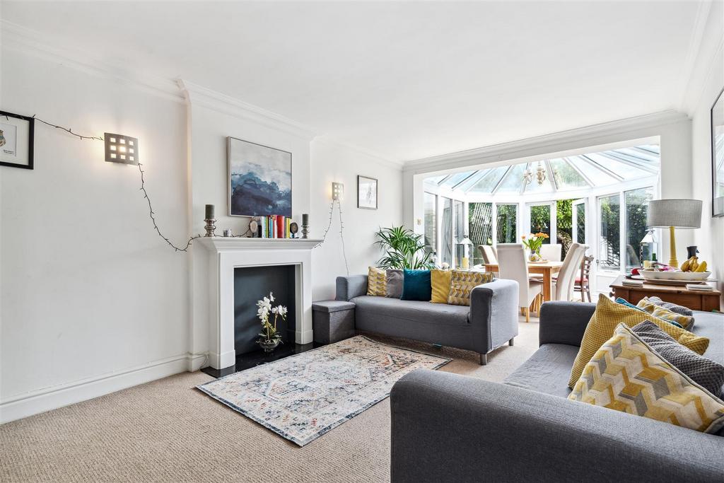 Pooles Lane, SW10 4 bed house for sale £1,400,000