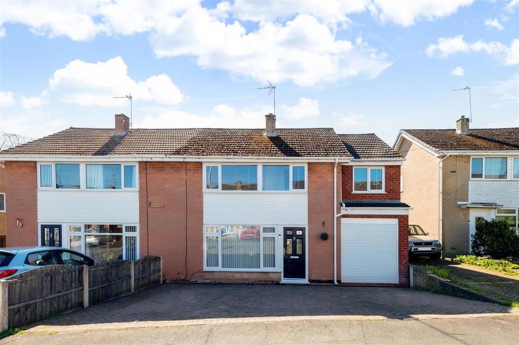 Trimpley Drive, Kidderminster 5 bed semidetached house for sale £320,000