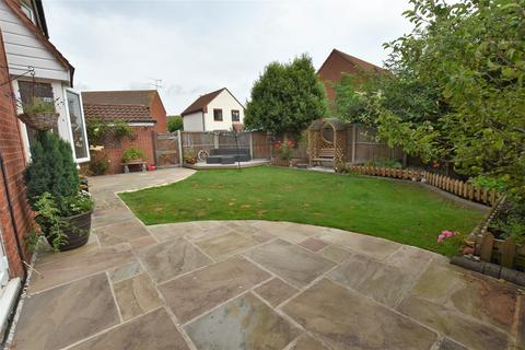 4 bedroom detached house for sale, Littlecroft, South Woodham Ferrers