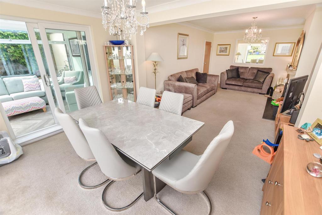 Stanley Road, Benfleet 3 bed detached bungalow for sale £525,000