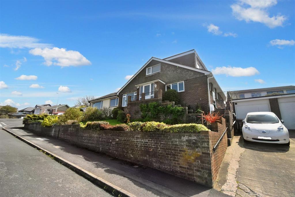 Hillside Road, Portishead 5 bed semidetached house for sale £550,000