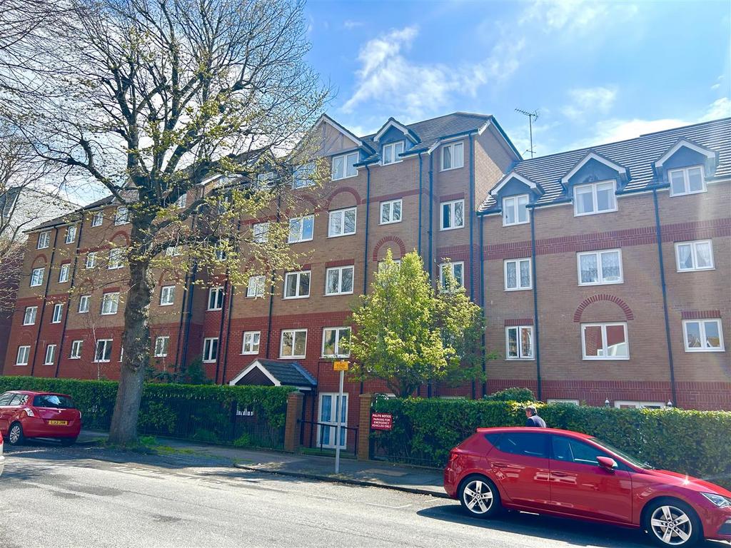 St. Leonards Road, Eastbourne 1 bed retirement property for sale £85,000