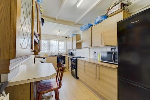 28 Brynelli, Llanelli, SA14 8PW