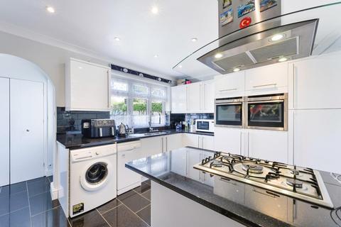 49 Lansdowne Road, Epsom, KT19 9QJ