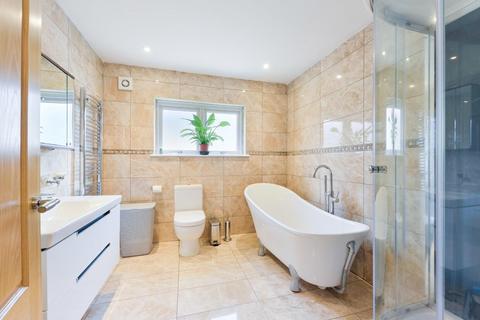 49 Lansdowne Road, Epsom, KT19 9QJ