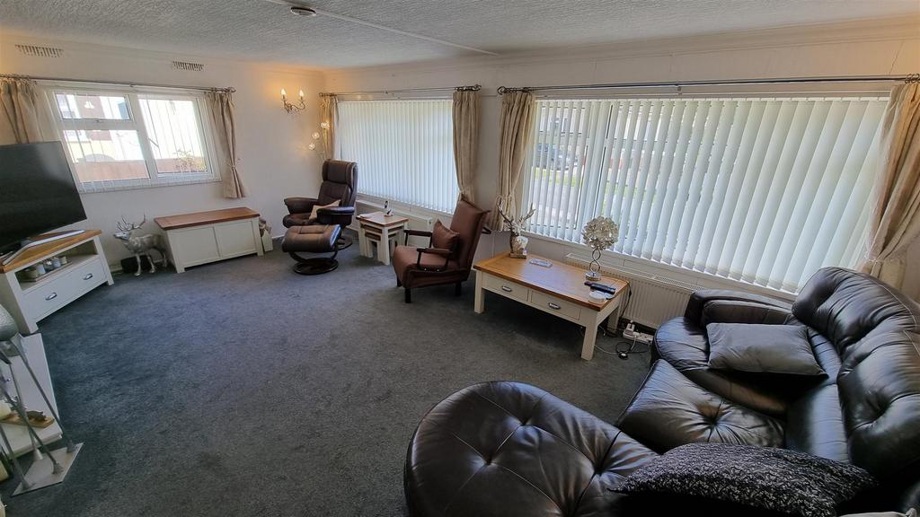 Juggins Lane, Earlswood, Solihull 2 bed park home for sale £210,000