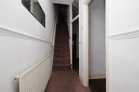 8 Wakefield Street, London, N18 2AF