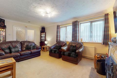 8 Garston, Two Mile Ash, Milton Keynes, MK8 8ET