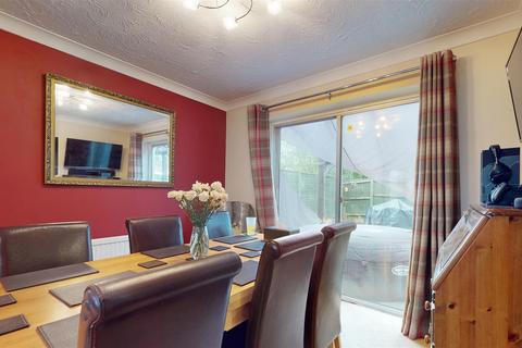 8 Garston, Two Mile Ash, Milton Keynes, MK8 8ET