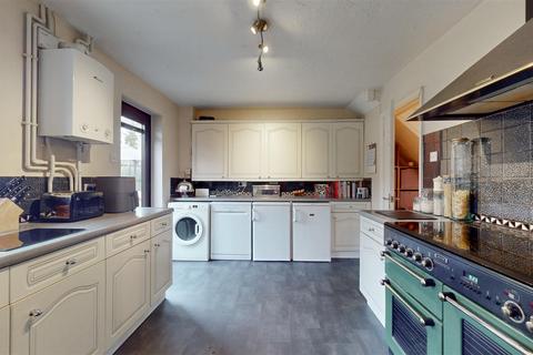 8 Garston, Two Mile Ash, Milton Keynes, MK8 8ET