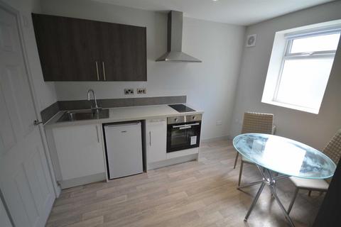 Studio to rent - Chadwick Street, Leigh, WN7 1RR