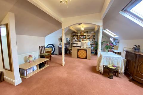 132 Archer Road, Sheffield, S8 0JT