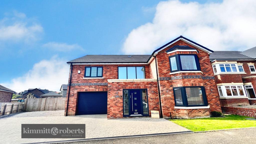 Dunelm Stables, Thornley, Durham... 5 bed detached house £485,000