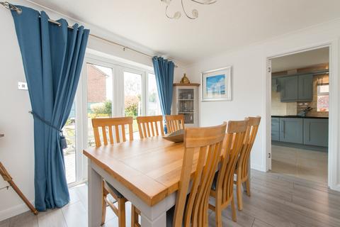 4 bedroom detached house for sale, Chalford Drive, Herne Bay