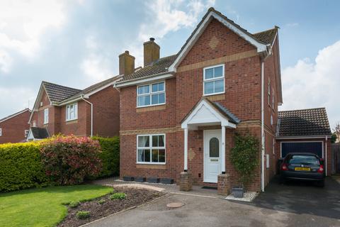 4 bedroom detached house for sale, Chalford Drive, Herne Bay