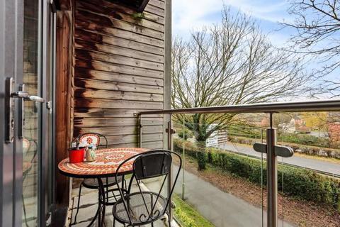 144 Sinclair Drive, Basingstoke, RG21 6AE